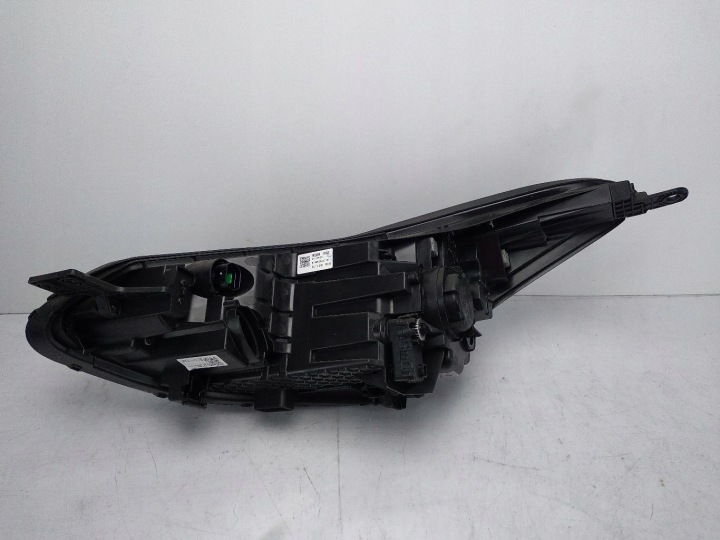 PHARE DROITE AVANT LED KIA SPORTAGE 4 IV LIFT F1921-52610