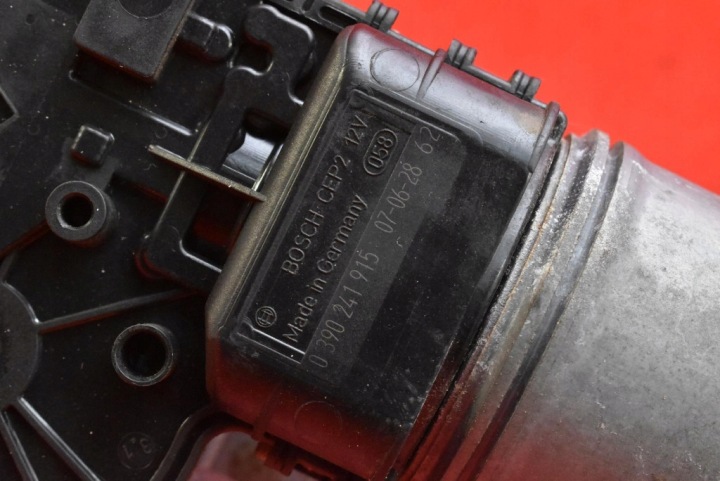 MÉCANISME PETIT MOTEUR ESSUIE-GLACES AVANT EUROPE 60694874 ALFA ROMEO 159 1 I 05-11