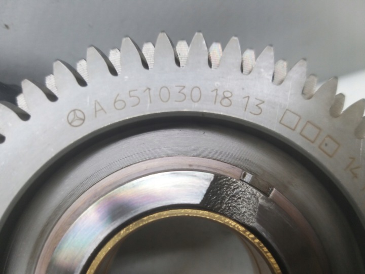 KOLO DENTÉ DISTRIBUTION TOURILLON W205 C220 2.2 CDI 651 651921 W253 A6510301813