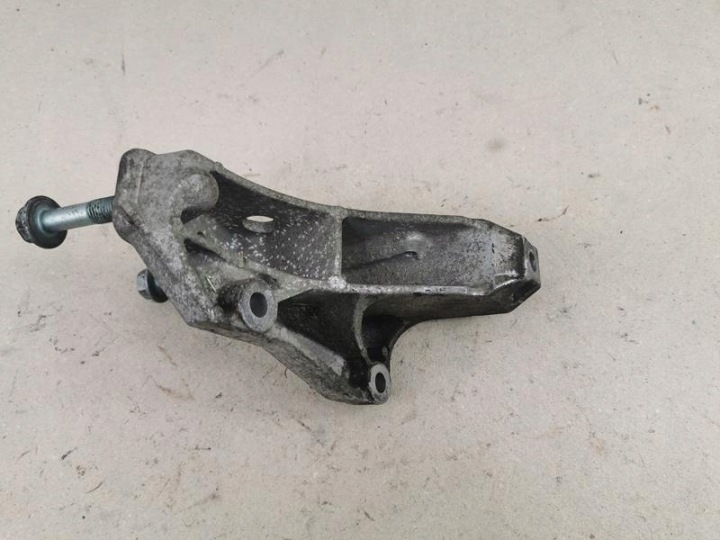 A3 8L GOLF IV LEON I TOLETO II OCTAVIA 1.6 POIGNÉE SUPPORT BOÎTES 1J0199117Q