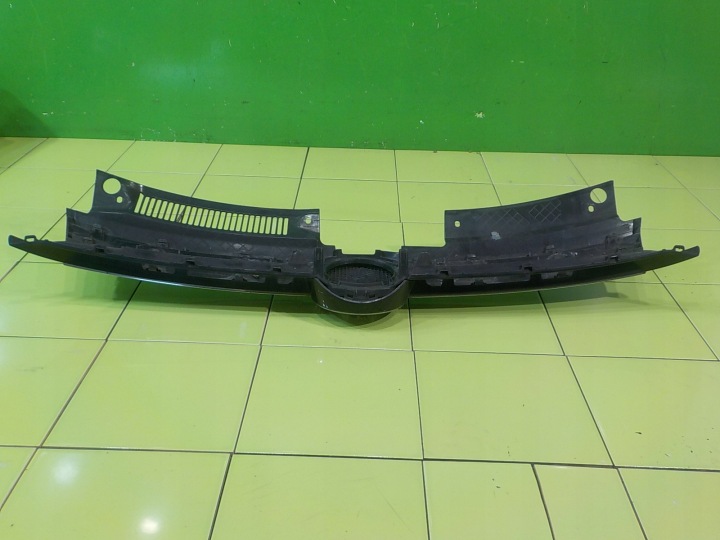 VW GOLF VI 1.4 TFSI 09R HAYON 5D CALANDRE GRILLE
