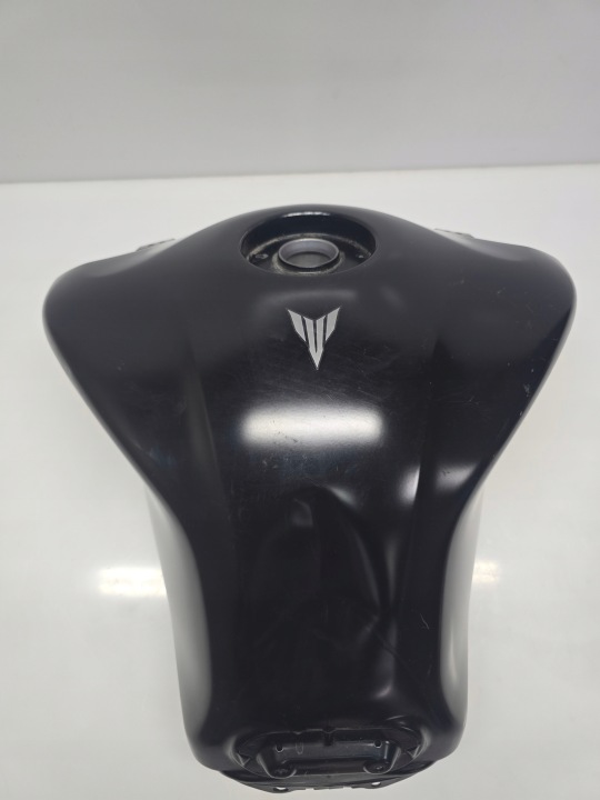RÉSERVOIR RÉSERVOIR CARBURANTS YAMAHA MT 09 21-23R B7N-24110-00
