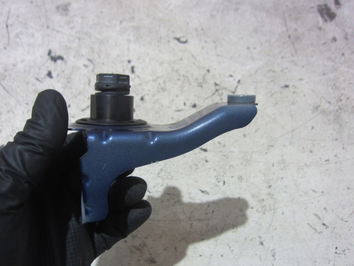 BMW X3 G01 X4 FIXATION GARDE-BOUE DROITE CÔTÉ C1M PHYTONIC BLAU 7424678