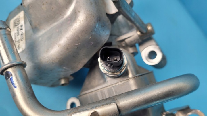 HYUNDAI I30 III 1.0 T-GDI RADIATEUR GAZ D'ÉCHAPPEMENT EGR 28410-07600 28400-07100