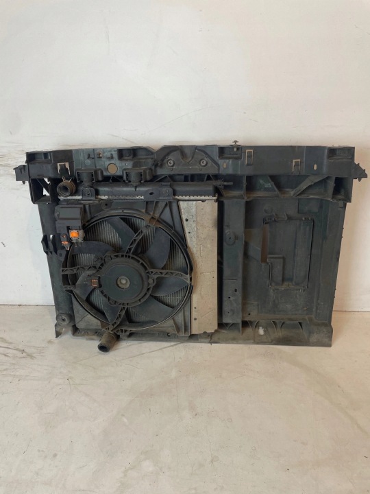 PANNEAU AVANT ENSEMBLE RADIATEURS VENTILATEUR CITROEN C3 II PEUGEOT 208 2008