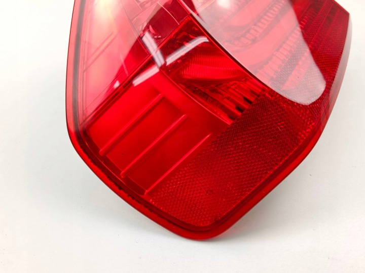 PHARE GAUCHE ARRIÈRE GAUCHE ARRIÈRE BMW 3 E90 4871731