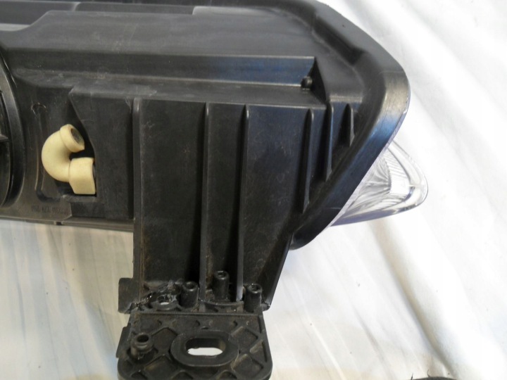 FORD FOCUS MK4 PROJECTEUR DROIT AVANT PHARE DROITE AVANT AVANT