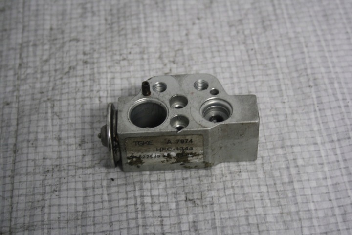 SOUPAPE EXPANSIBLE VW POLO 6Q 9N IBIZA III 52268990