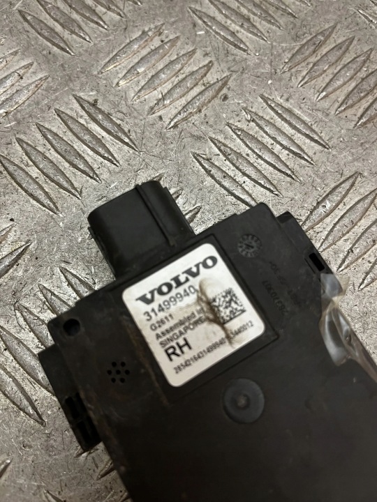 VOLVO XC90 2018 MODULE MONITOROWANIA MORT ZONES (BSM/BLIS) 31499940