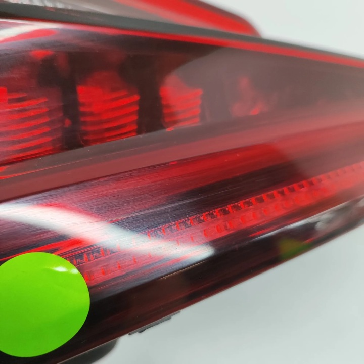 PHARE DROIT ARRIÈRE DANS COUVERCLE DE COFFRE LED MATRIX AUDI A4 B9 8W5945094H