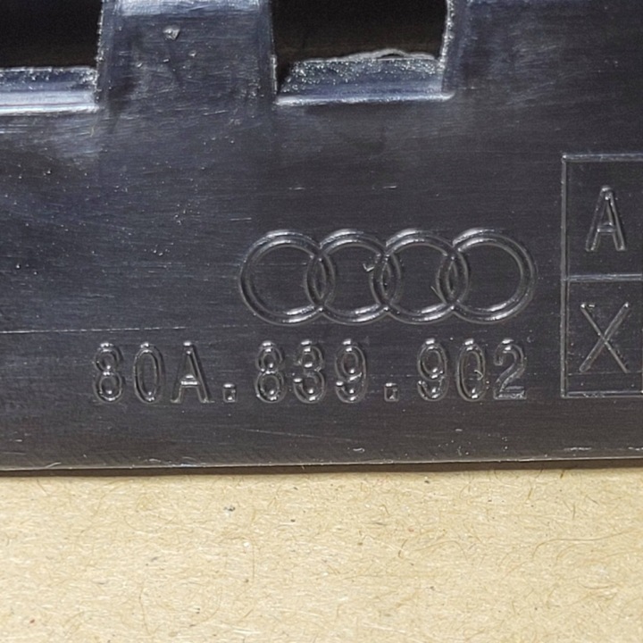 AUDI Q5 FY II SQ5 MOULURE PORTES DROIT ARRIÈRE OE 80A839902