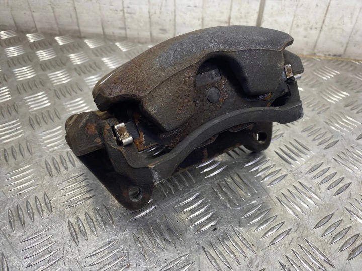ÉTRIER DE FREIN DE FREIN AVANT GAUCHE AUDI Q3 F3 VW TIGUAN 6798G