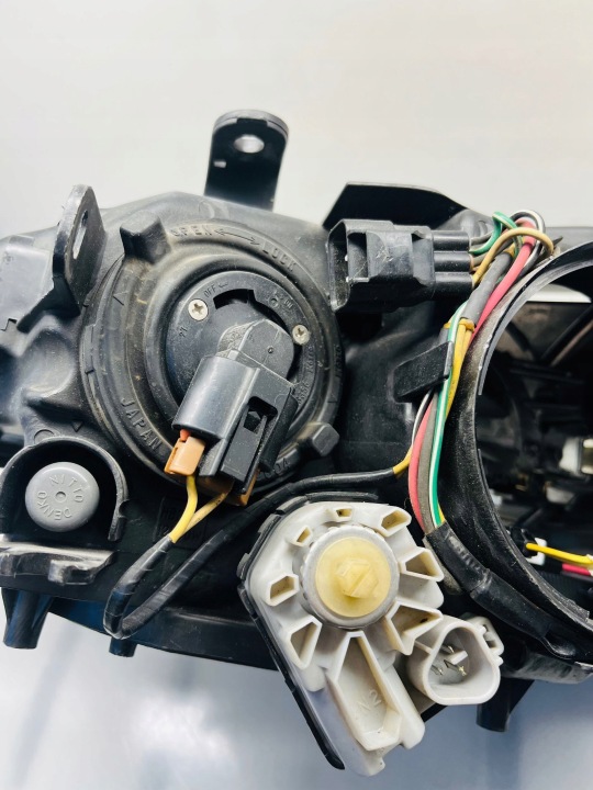 PROJECTEUR SUBARU OUTBACK 10020953