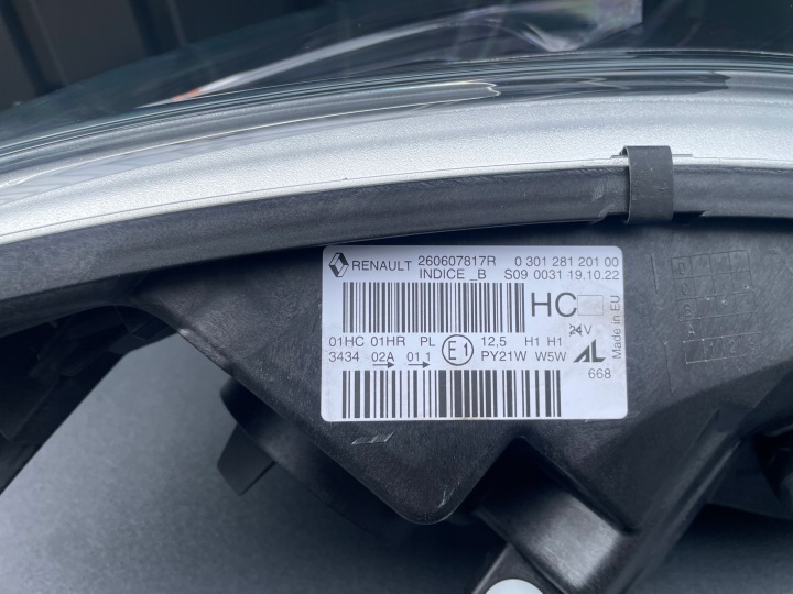PHARE AVANT GAUCHE RENAULT CAPTUR I 13-19 260607817R NEUF