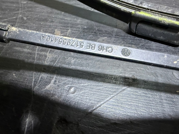 GOLF VII SPORTSVAN BRAS BRAS DE SUSPENSION ESSUIE-GLACES EUROPE EUROPE AVANT