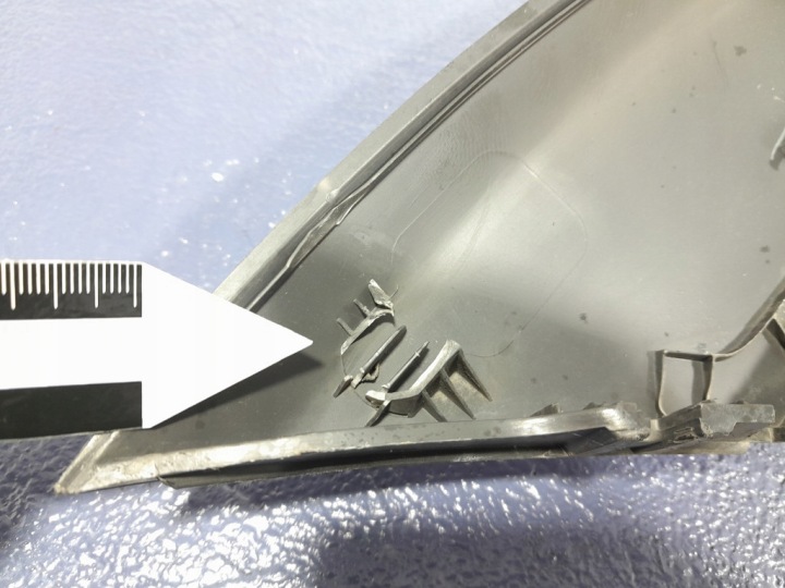 CHEVROLET CAPTIVA LIFT MOULURE REVÊTEMENT GARDE-BOUE AVANT DROITE 96439704