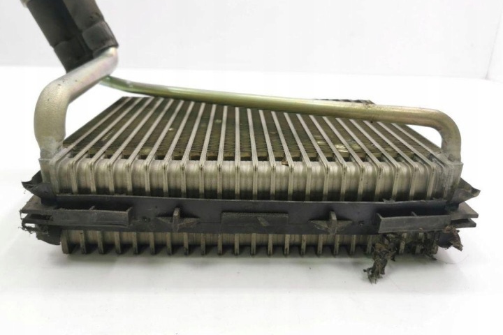 RADIATEUR CLIMATISATION SOUS PLANCHE VW PASSAT B7 ALLTRACK (365) 8D1820103D