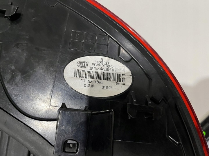 SEAT IBIZA V 6F0 PHARE DROIT PARFAITE ARRIÈRE 6F0945208F