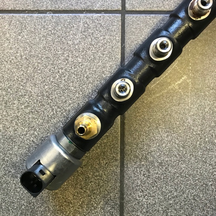 MOULURE INJECTION DELPHI JCB 320/06872 3CX 4CX 444 TIER 4