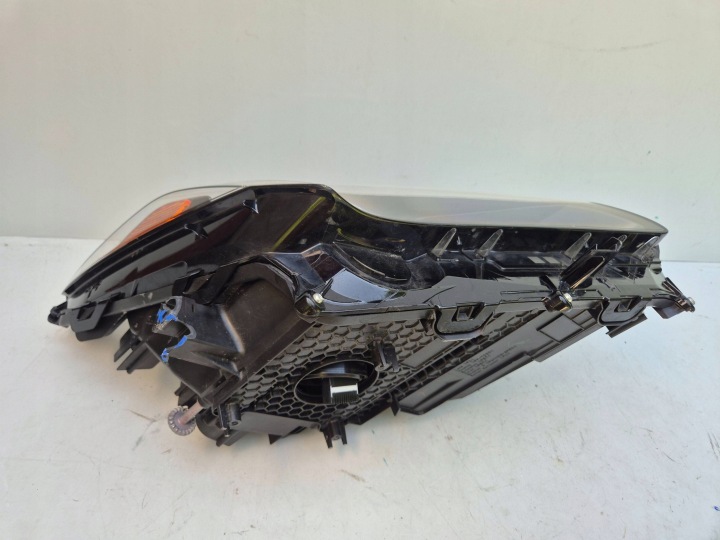 PHARE DROITE PROJECTEUR DROIT ENDOMMAGÉ COMPLET LED LEXUS NX 300H 200T 17-21
