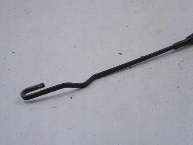 MITSUBISHI CARISMA 99-04 BRAS ESSUIE-GLACES AVANT DROIT LIFT RESTYLAGE 334931