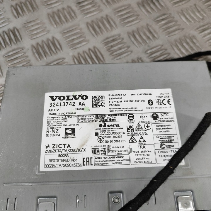 VOLVO XC40 2024 PANNEAU AUTORADIO CD/DVD/GPS