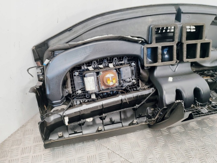 MERCEDES-BENZ A W177 2019 TABLEAU DE BORD