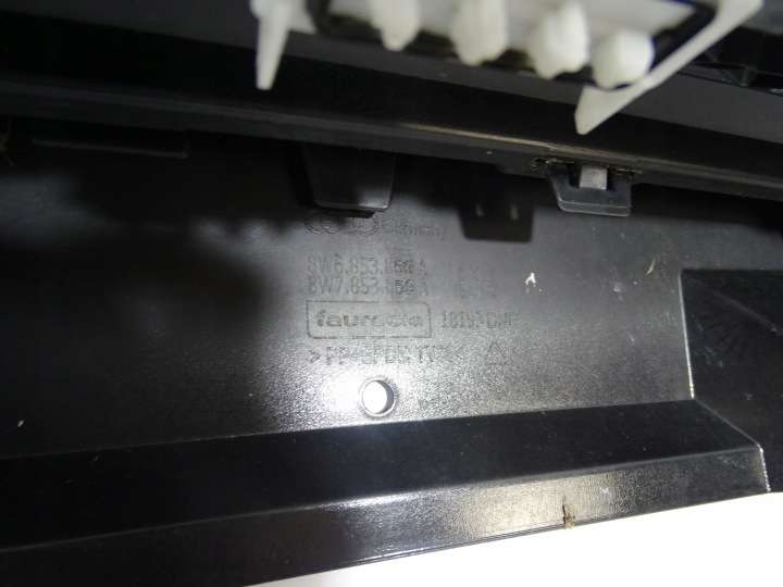 SEUIL MOULURE SEUIL GAUCHE AUDI A5 8W6 8W7 S-LINE 8W7853855C