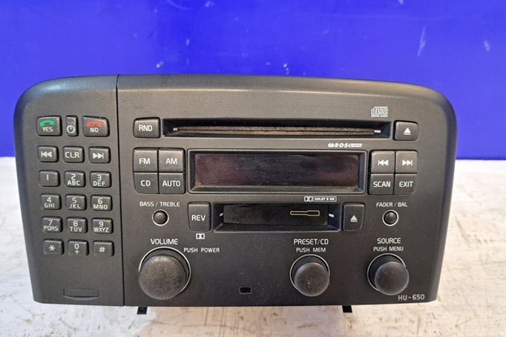 RADIO SANS NAVIGATION VOLVO S80 I (TS, XY) 30737704 2.4L DIESEL 120KW 2005