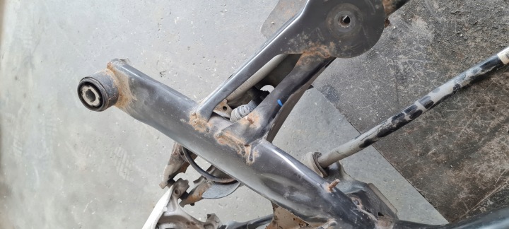 S3 8V BERLINE A3 CHÂSSIS BERCEAU POUTRE SUSPENSIONS ARRIÈRE QUATTRO 2.0 TFSI