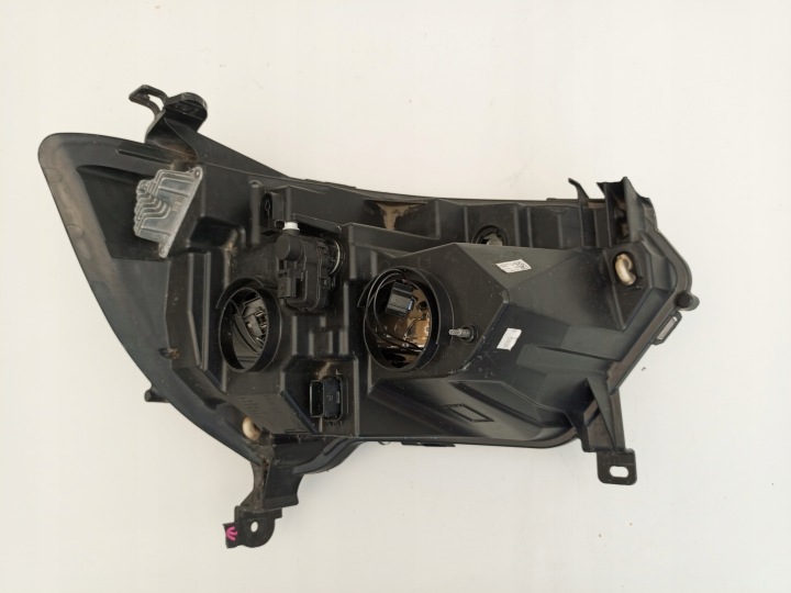 RENAULT MASTER III 3 IV4 2019- PHARE AVANT GAUCHE GAUCHE AVANT 260607867R