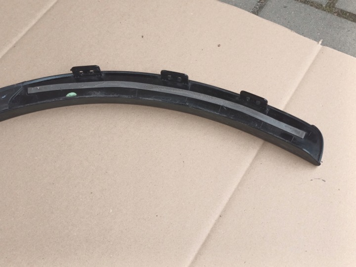 MOULURE AVANT GAUCHE AUDI Q3 I 8U0 AVANT GAUCHE