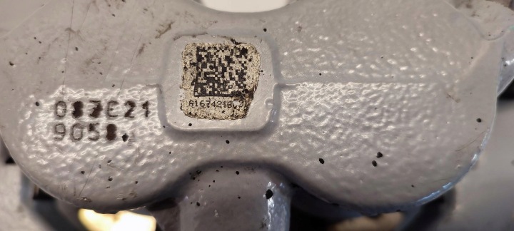 MERCEDES GLE53 W167 ÉTRIER DE FREIN DE FREIN GAUCHE AVANT AMG A1674218600 A1674210101