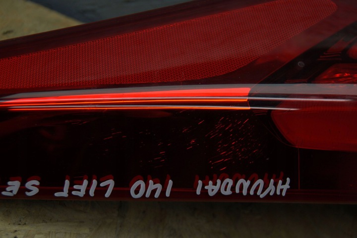 HYUNDAI I40 LIFT BERLINE PHARE DROIT ARRIÈRE ARRIÈRE 92402-3Z6
