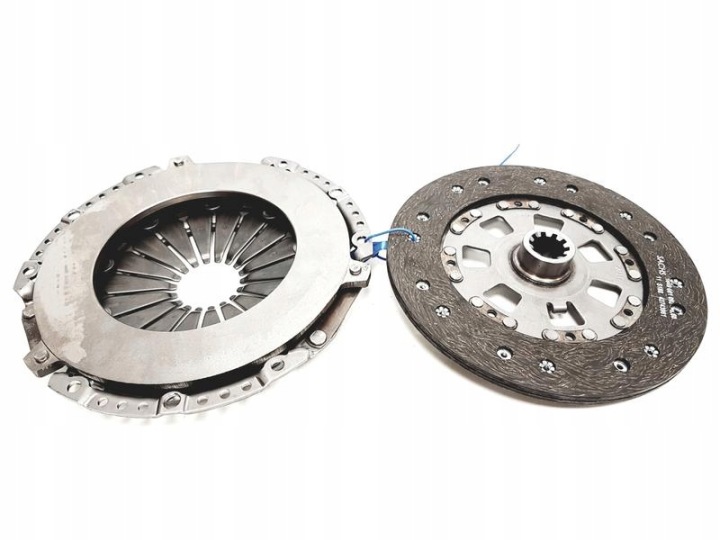 EMBRAYAGE JEU BMW