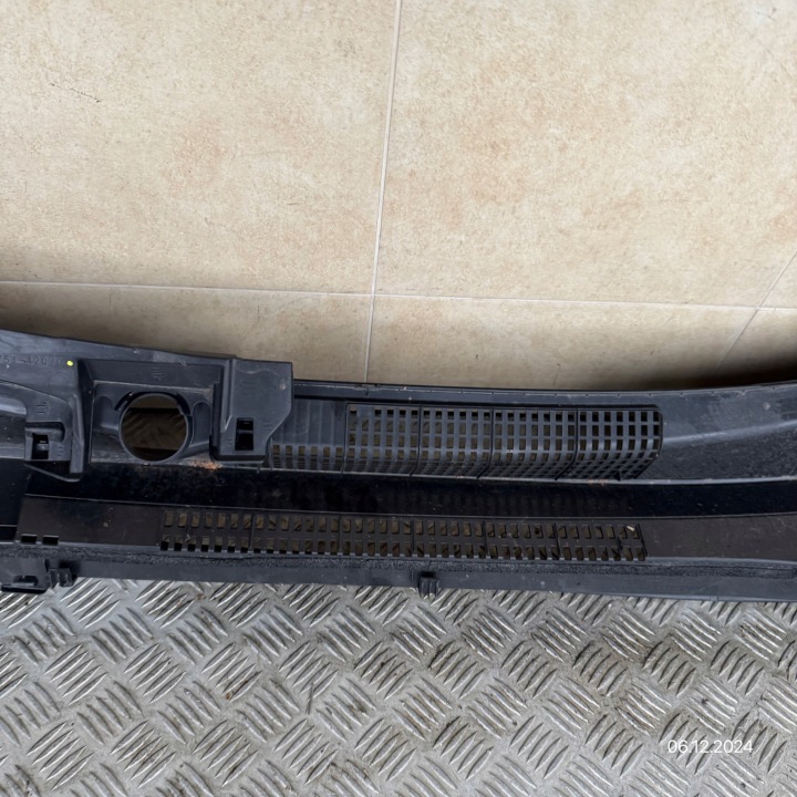 DOUBLURE DE PASSAGE DE ROUE COMPLET TOYOTA RAV4 V 55751-42070