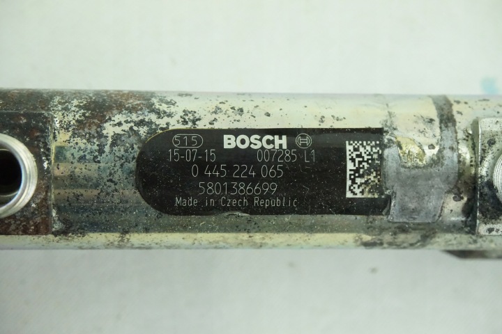 BOSCH TUYAU DISTRIBUTEURS CARBURANTS IVECO DAILY V DAILY ASSISTANT CONDUCTEUR #33