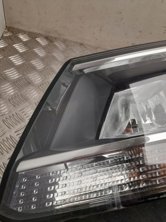 PHARE AVANT VOLKSWAGEN TIGUAN 2020 AVEC GAUCHE 5NC941005B