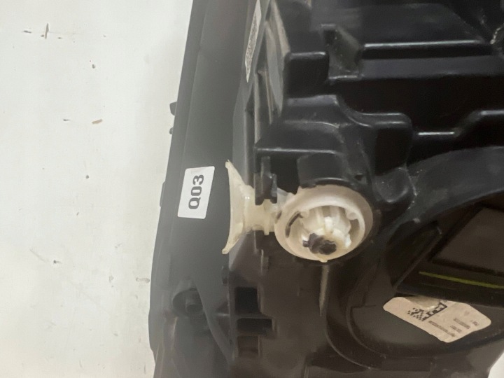 MERCEDES GLB X247 W247 PHARE GAUCHE AVANT COMPLET LED HIGH PERFORMANCE