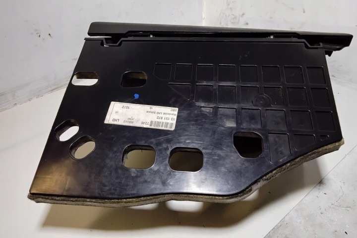 BOÎTE À GANTS OPEL SIGNUM 13151852 2.17L DIESEL 92KW 2004