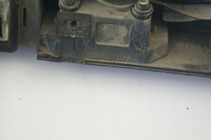 CACHE ARRIÈRE COUVERCLES DE COFFRE VOLKSWAGEN VW PASSAT B5 3B0827574A COULEUR BLEU