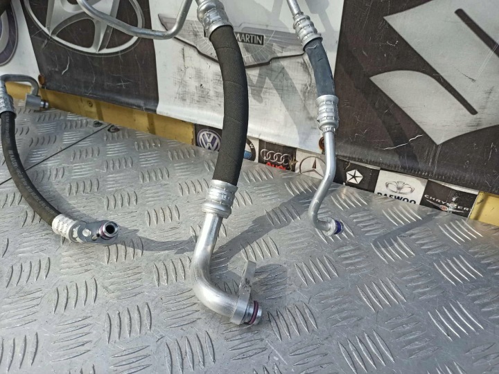 VOLKSWAGEN ID3 FIL CONDUITES DE CLIMATISATION ENSEMBLE 1EA816741K 1EA816739