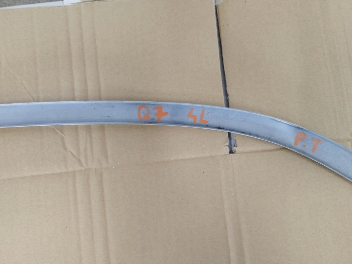 AUDI Q7 4L 07R MOULURE DÉCORATIVE CARROSSERIE DROIT ARRIÈRE