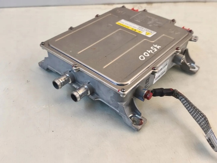 FALOWNIK CONVERTISSEUR TENSION KW HP) SA2HRY-2122020A 2026 4/5DR
