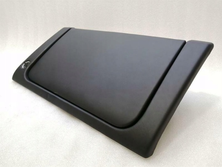 ASTON MARTIN DB9 STEERING WHEEL GLOVEBOX 6G33-56241AE RHD RIGHT HANDLEBAR