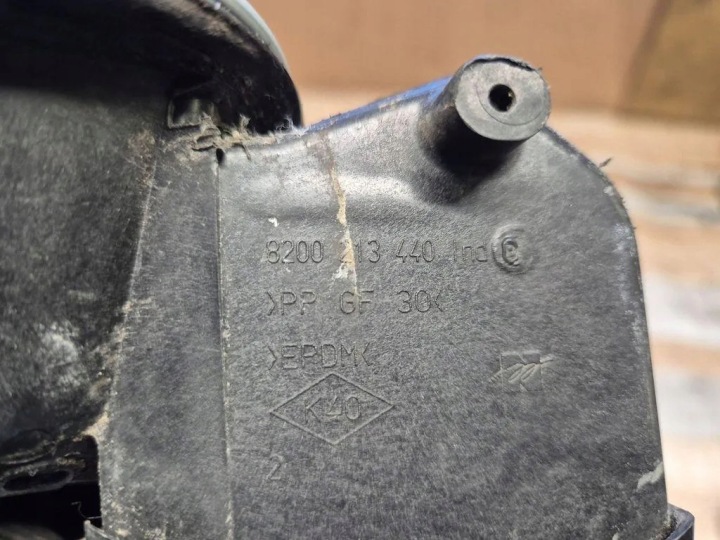 PETIT MOTEUR BOUCHONS GOULOTTE DE REMPLISSAGE CARBURANTS RENAULT MODUS GRAND MODUS (F/JP0_)