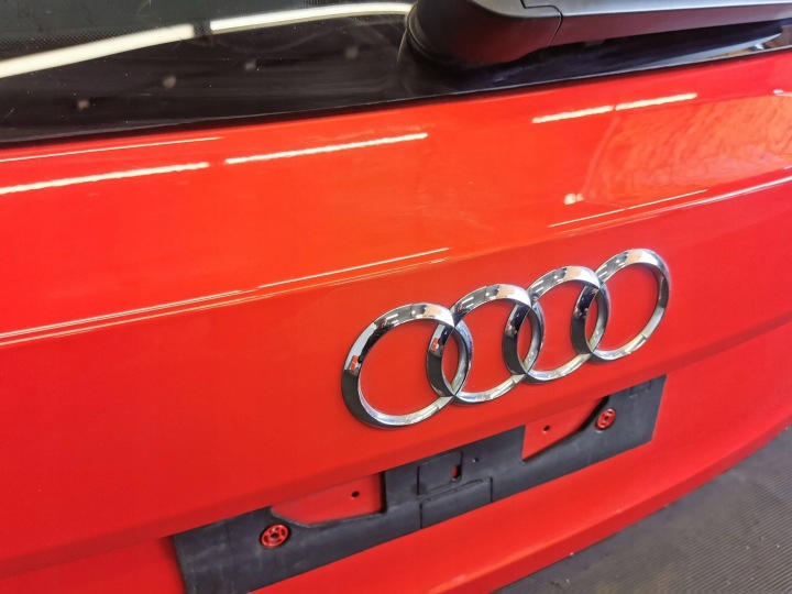 COUVERCLES DE COFFRE COUVERCLES DE COFFRE AUDI RS4 B9