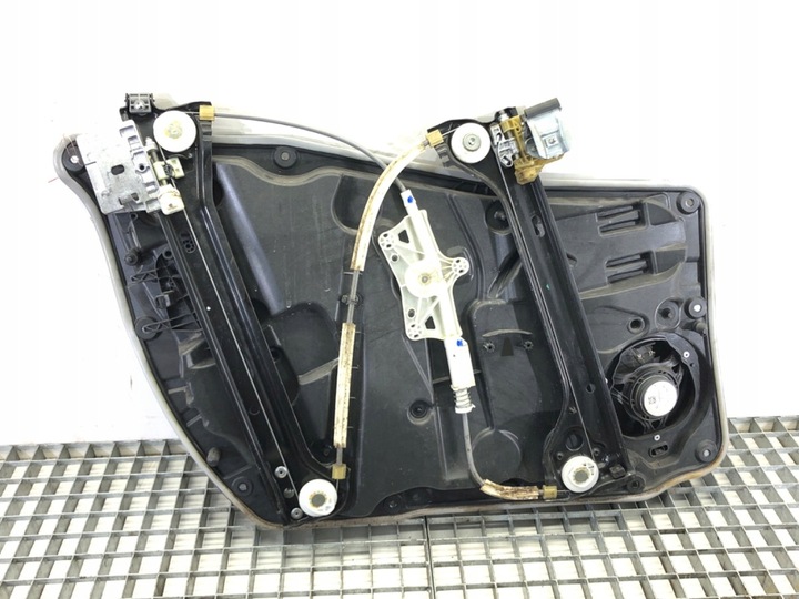 LIFT DEVICE GLASS RIGHT FRONT MERCEDES-BENZ CLA C117 13-19 A1175400705 photo 1 - milautoparts.fr