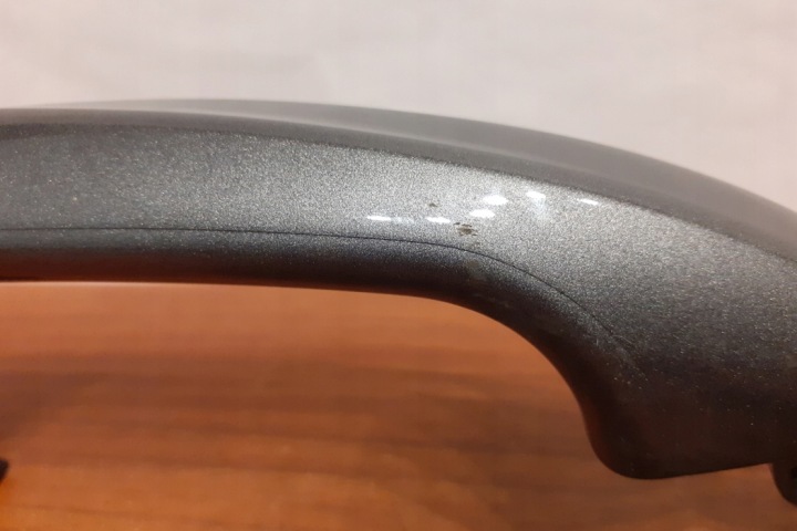 POIGNÉE GAUCHES AVANT PORTES MERCEDES-BENZ 7855 2019