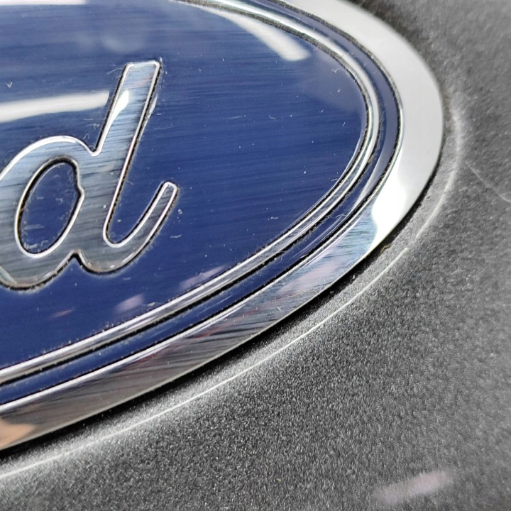 FORD KUGA III 2023 ARRIÈRE COUVERCLES DE COFFRE COUVERCLES DE COFFRE